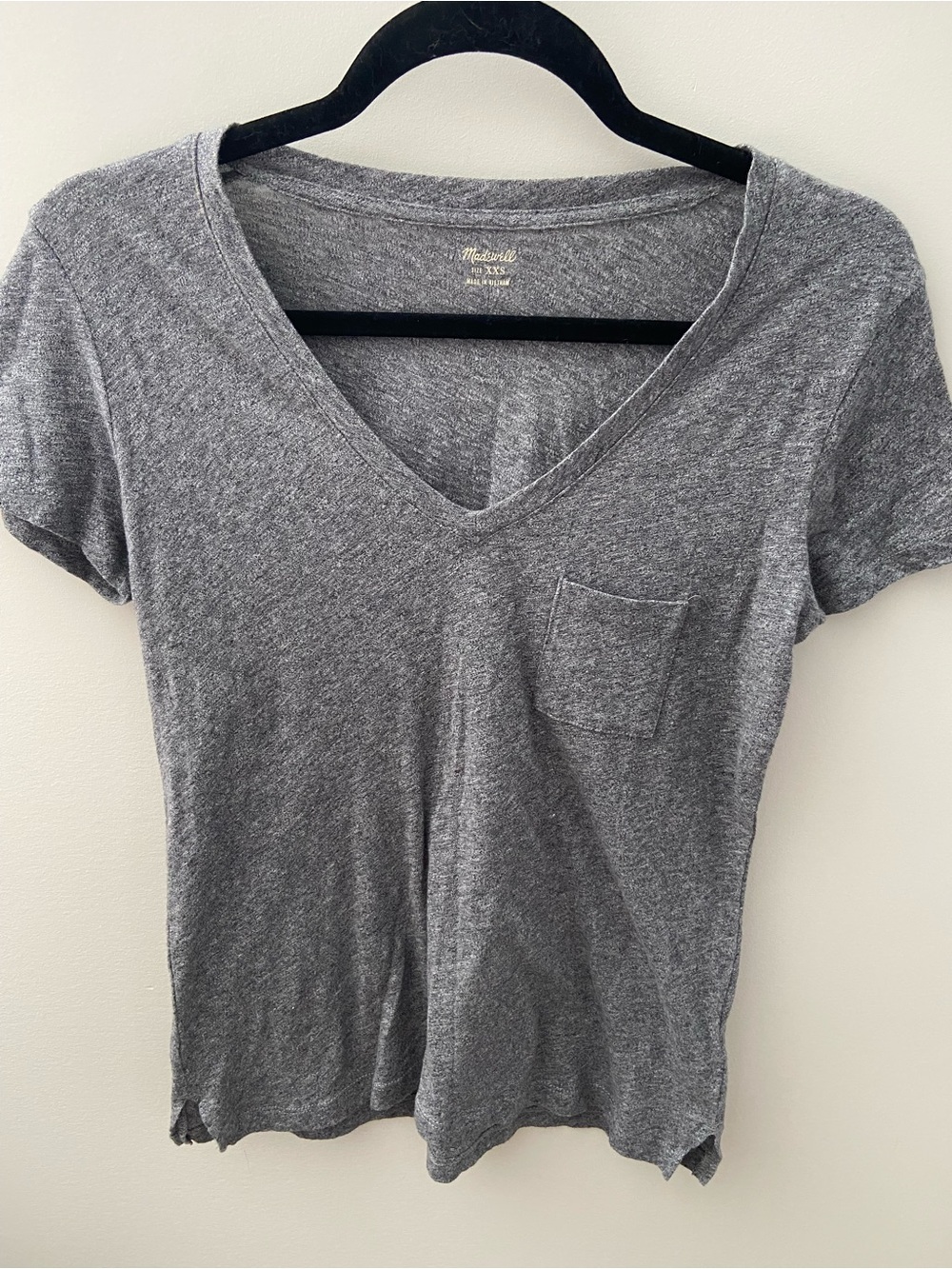 Madewell Women's Grey Cotton V-Neck Pocket Tee